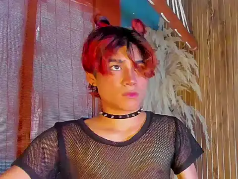 Leo Glow online show from 01/13/26, 01:16