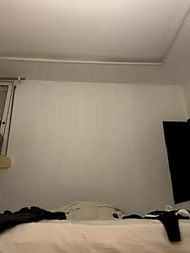 Zaskeee online show from 10/31/25, 01:50