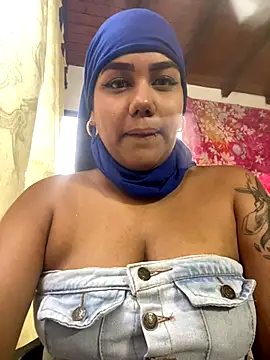 kadira6  online show from 01/07/26, 11:45