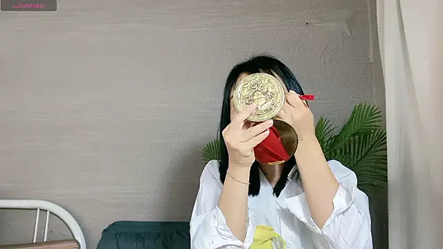 Snapshot of 0xiaosu0 chatting on 11/04/25, 01:48 0xiaosu0 online show from 11/04/25, 01:48