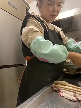 Snapshot of 0xiaosu0 chatting on 11/09/25, 02:10 0xiaosu0 online show from 11/09/25, 02:10