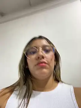 liahot69 online show from 06/17/26, 02:36