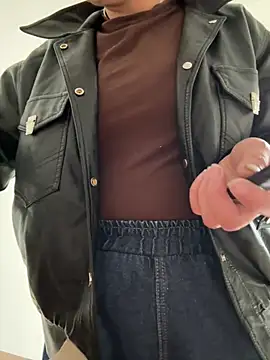 Snapshot of daaqnn chatting on 01/17/26, 01:32 daaqnn online show from 01/17/26, 01:32