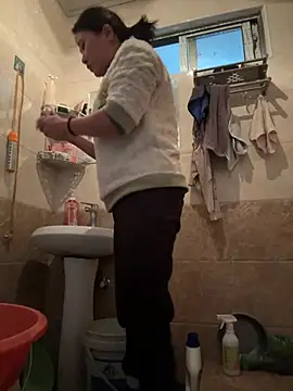 Snapshot of daaqnn chatting on 02/18/26, 01:34 daaqnn online show from 02/18/26, 01:34