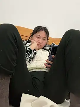 Snapshot of daaqnn chatting on 03/01/26, 01:24 daaqnn online show from 03/01/26, 01:24