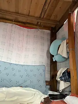 Snapshot of daaqnn chatting on 03/06/26, 01:35 daaqnn online show from 03/06/26, 01:35