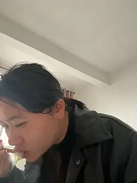 Snapshot of daaqnn chatting on 03/22/26, 11:41 daaqnn online show from 03/22/26, 11:41