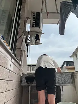 Snapshot of daaqnn chatting on 04/05/26, 02:31 daaqnn online show from 04/05/26, 02:31