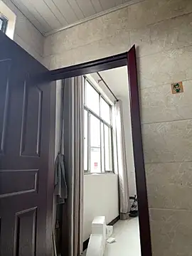 Snapshot of daaqnn chatting on 04/06/26, 11:49 daaqnn online show from 04/06/26, 11:49