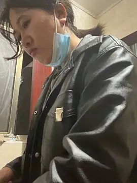 Snapshot of daaqnn chatting on 04/16/26, 12:17 daaqnn online show from 04/16/26, 12:17