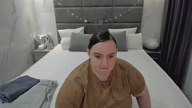 bbwsexis online show from 04/15/26, 07:37