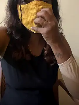 Queen-dhivya online show from 11/14/25, 12:15