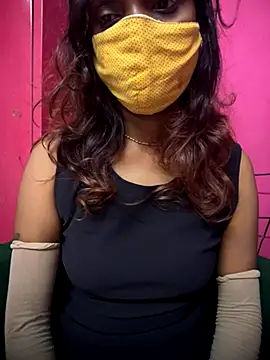 Queen-dhivya online show from 11/15/25, 02:20