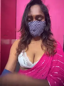 Queen-dhivya online show from 11/25/25, 05:24