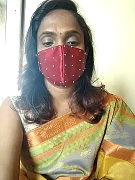 Queen-dhivya online show from 02/16/26, 03:13