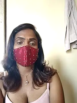 Queen-dhivya online show from 02/17/26, 03:47