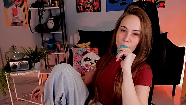 ElinVale online show from 11/22/25, 09:08