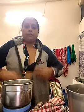 Hot-Sana2 online show from 11/08/25, 04:40