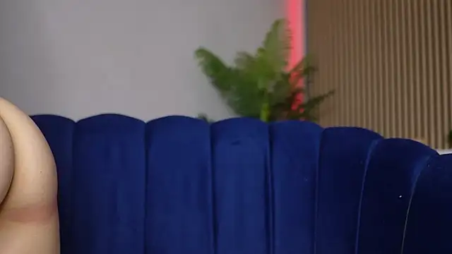 aaylinn x online show from 12/01/25, 01:27