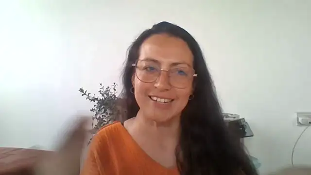 Lauryn Jones online show from 04/03/26, 10:08