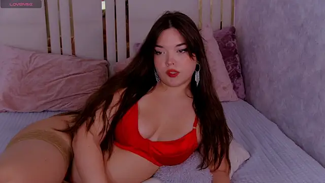 NaomiAster online show from 12/01/25, 08:19