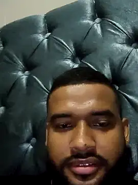 William1234-56 online show from 04/19/26, 07:49