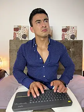 Chris Clarck online show from 01/13/26, 08:14