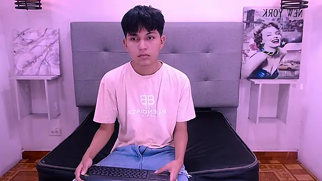 Mortelle  online show from 11/11/25, 02:28