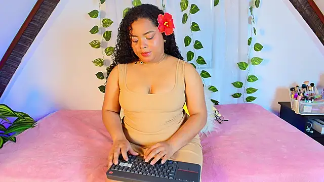 alanaa gomezz online show from 05/29/26, 06:39