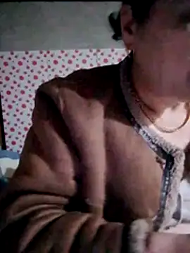 Snapshot of small-house123 chatting on 02/05/26, 01:16 small-house123 online show from 02/05/26, 01:16