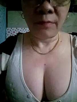 Snapshot of small-house123 chatting on 02/23/26, 11:24 small-house123 online show from 02/23/26, 11:24