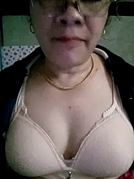 Snapshot of small-house123 chatting on 02/24/26, 11:30 small-house123 online show from 02/24/26, 11:30