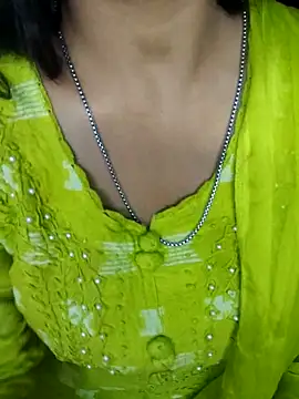 Hey shiviii online show from 04/14/26, 06:19