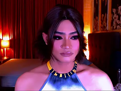 AthisaMooreTS online show from 12/03/25, 08:07