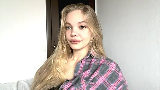 SweetAmelia69 online show from 11/25/25, 05:40