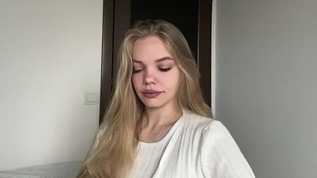 SweetAmelia69 online show from 11/28/25, 05:43