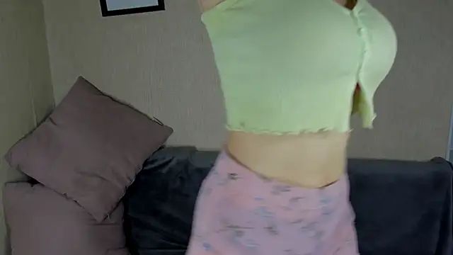 Zorianaa online show from 11/21/25, 09:35