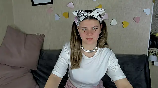 Zorianaa online show from 05/04/26, 08:38