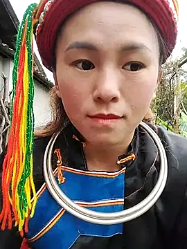 Snapshot of meeow-bimew chatting on 11/17/25, 02:17 meeow-bimew online show from 11/17/25, 02:17