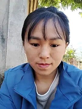 Snapshot of meeow-bimew chatting on 11/22/25, 02:32 meeow-bimew online show from 11/22/25, 02:32