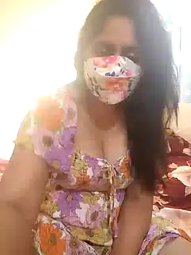 Snapshot of mouni499 chatting on 11/12/25, 09:10 mouni499 online show from 11/12/25, 09:10