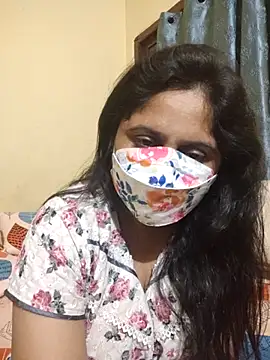 Snapshot of mouni499 chatting on 11/15/25, 07:54 mouni499 online show from 11/15/25, 07:54