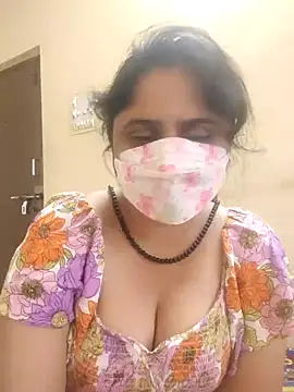 Snapshot of mouni499 chatting on 02/16/26, 11:17 mouni499 online show from 02/16/26, 11:17