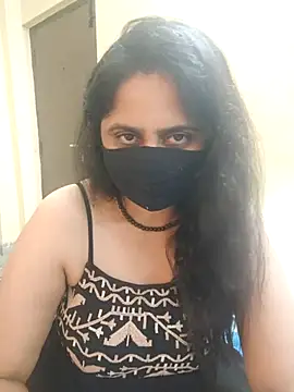 mouni499 online show from 03/03/26, 05:41