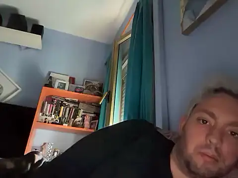 petrastilo online show from 11/01/25, 04:20