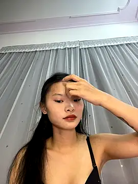 lung-linh online show from 11/03/25, 12:39