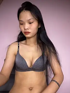 lung-linh online show from 11/18/25, 11:15