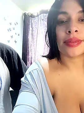 Snapshot of AngelsCouple- chatting on 11/04/25, 05:01 AngelsCouple- online show from 11/04/25, 05:01