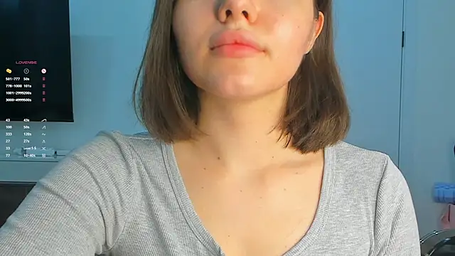 Xo Laura online show from 04/13/26, 06:13