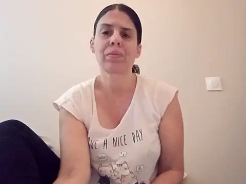 hotnathy69 online show from 12/01/25, 08:08